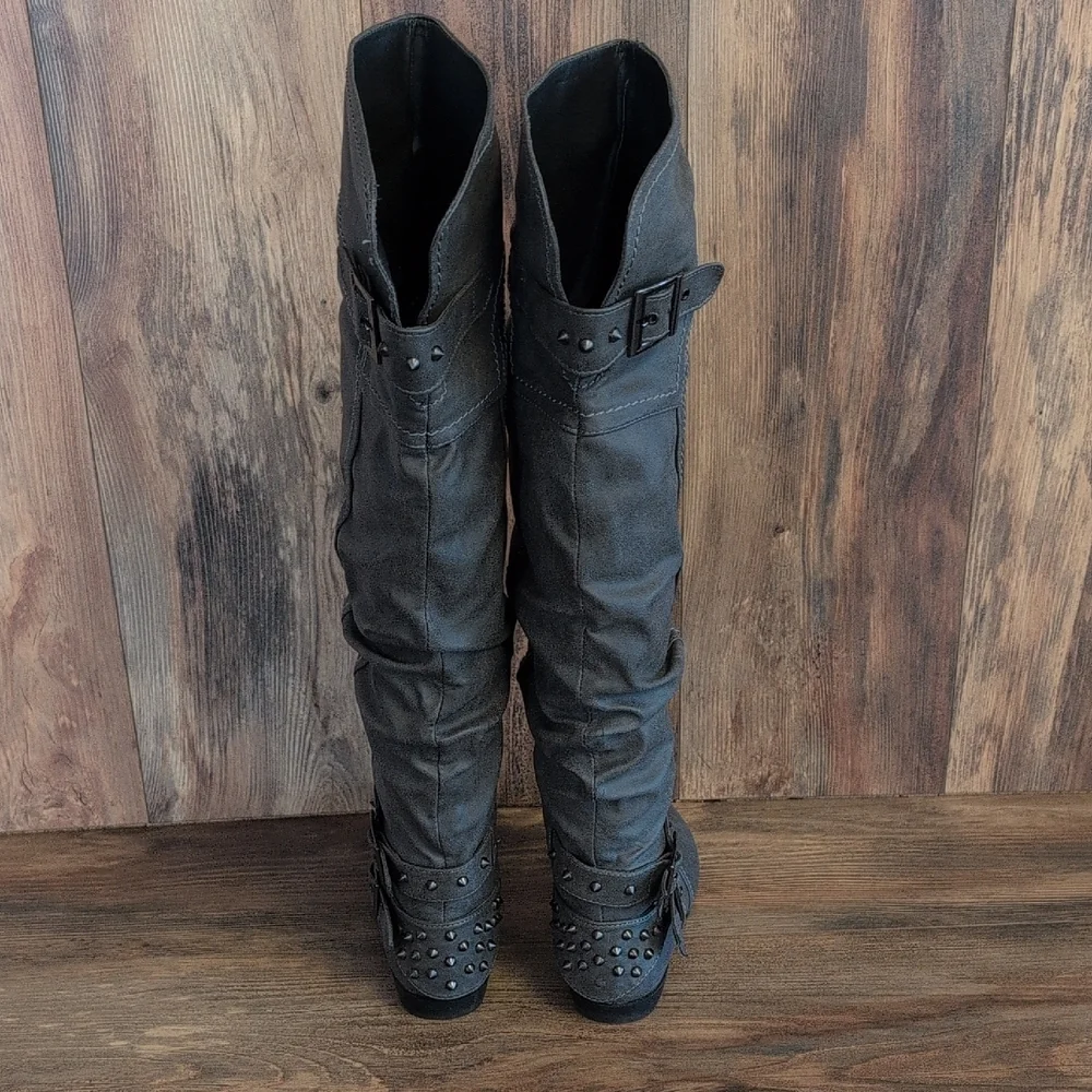 Just Fab Edlin Gray Over the Knee Boots 5.5 R193
